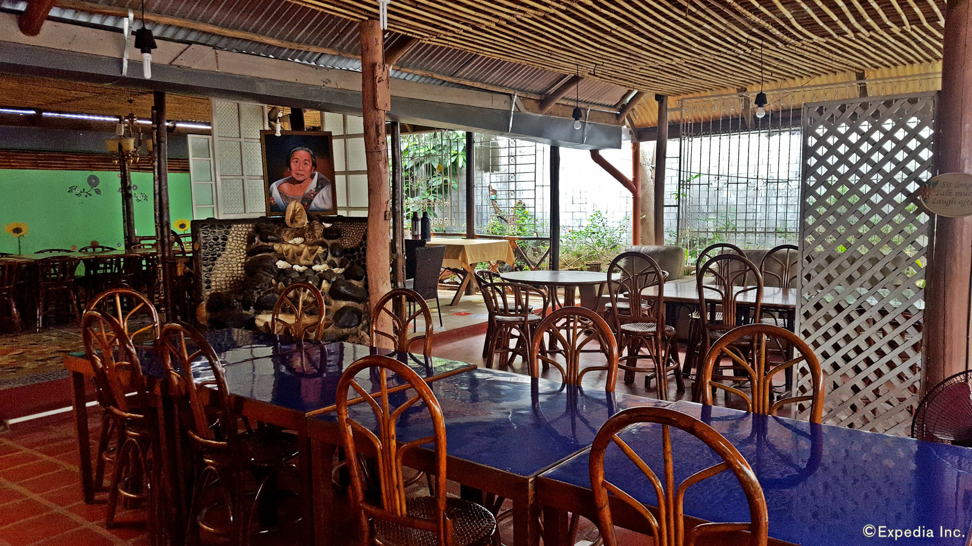 Lola Itang Pension House Tiniguiban エクステリア 写真